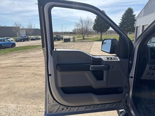 2020 Iconic Silver Metallic Ford F-150 XLT 4X4 Truck