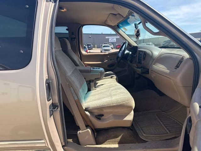 1998 Champagne Ford F-150 XLT 4X4 Truck