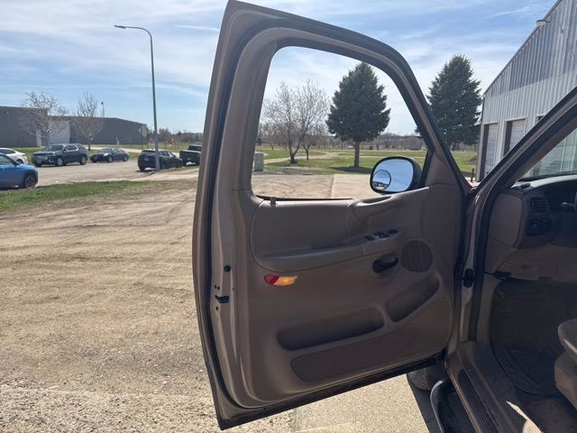 1998 Champagne Ford F-150 XLT 4X4 Truck