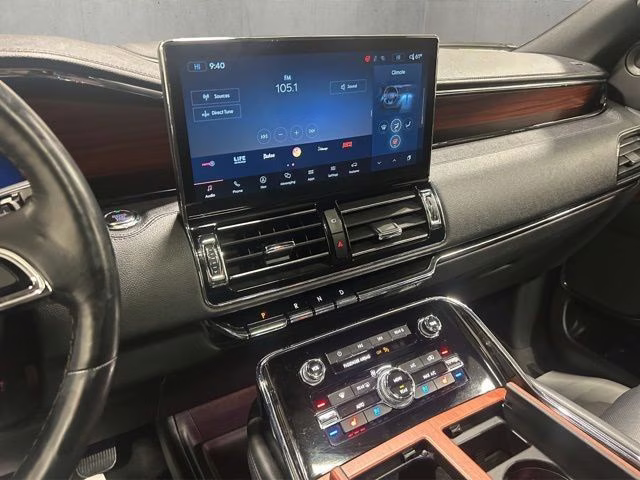2024 Ceramic Pearl Metallic Tri-Coat Lincoln Navigator L Reserve 4X4 SUV