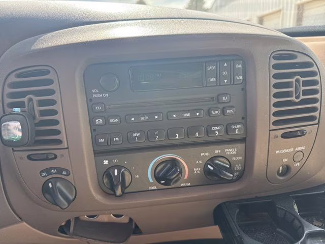 1998 Champagne Ford F-150 XLT 4X4 Truck