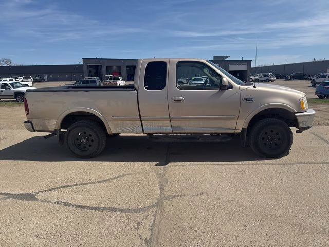 1998 Champagne Ford F-150 XLT 4X4 Truck