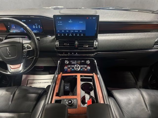 2024 Ceramic Pearl Metallic Tri-Coat Lincoln Navigator L Reserve 4X4 SUV