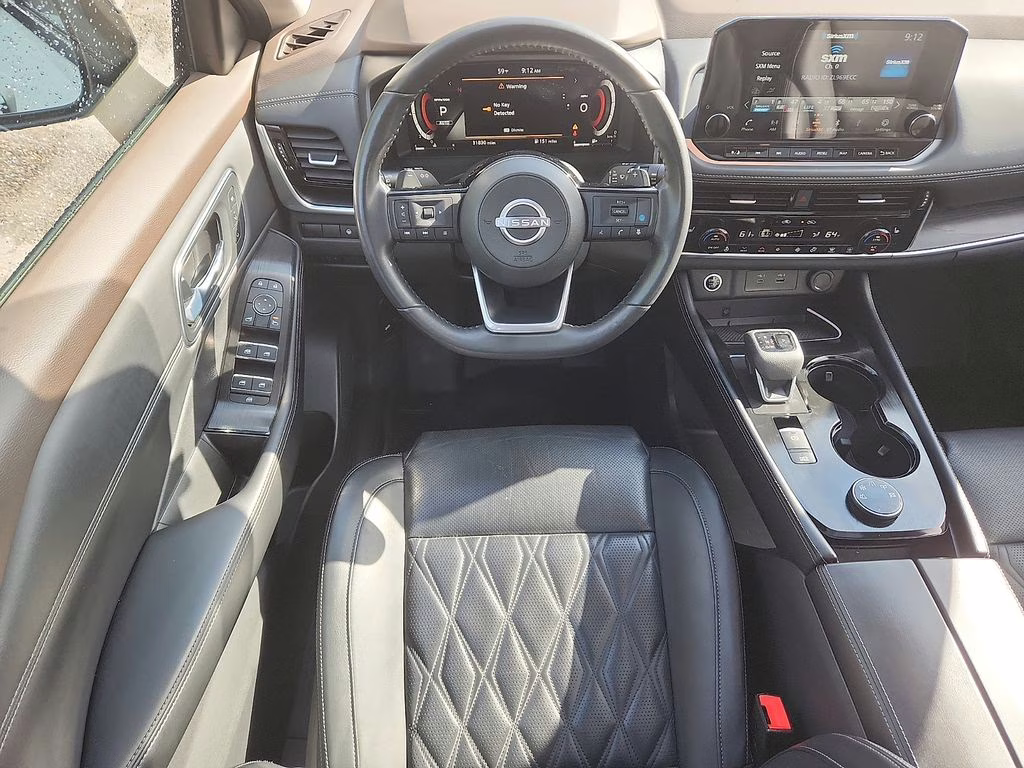 2023 Pearl White Tricoat/Super Black Nissan Rogue Platinum AWD SUV