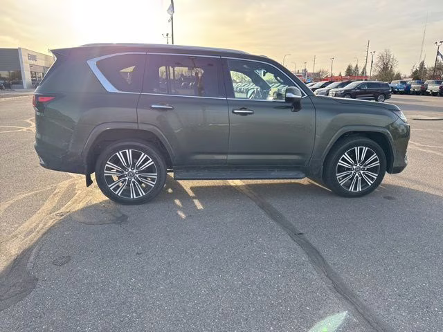2023 Nori Green Pearl Lexus LX 600 Luxury 4X4 SUV