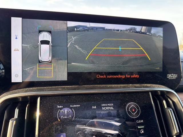 2023 Nori Green Pearl Lexus LX 600 Luxury 4X4 SUV