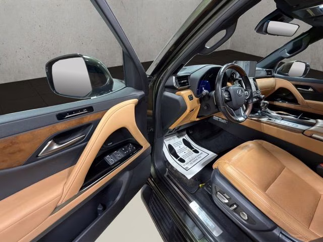 2023 Nori Green Pearl Lexus LX 600 Luxury 4X4 SUV