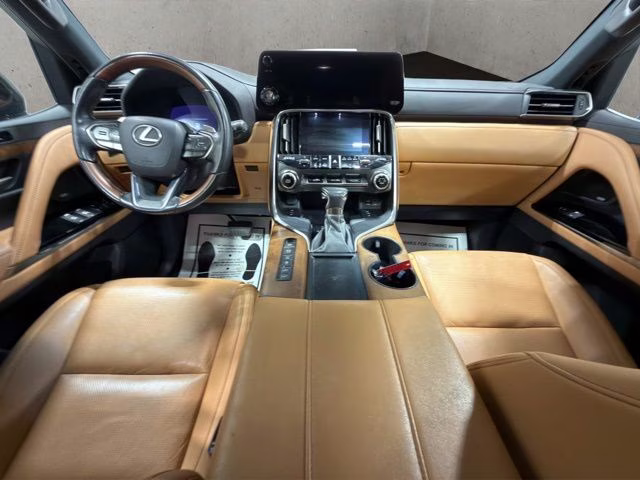 2023 Nori Green Pearl Lexus LX 600 Luxury 4X4 SUV