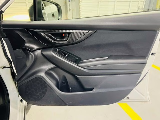 2022 Crystal White Pearl Subaru Crosstrek Base AWD SUV