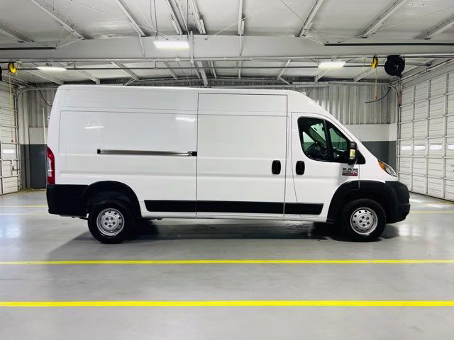 2022 Bright White Clearcoat Ram ProMaster 2500 High Roof FWD Van