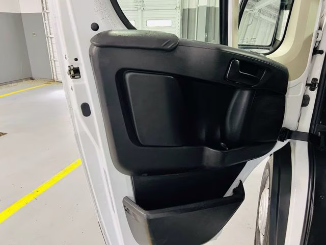 2022 Bright White Clearcoat Ram ProMaster 2500 High Roof FWD Van