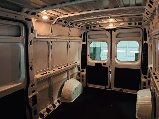 2022 Bright White Clearcoat Ram ProMaster 2500 High Roof FWD Van