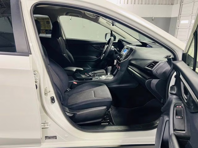 2022 Crystal White Pearl Subaru Crosstrek Base AWD SUV