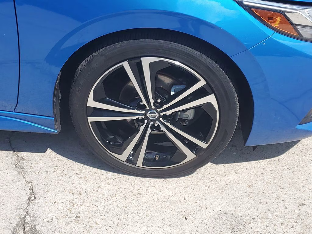 2021 Electric Blue/Super Black Nissan Sentra SR FWD Sedan