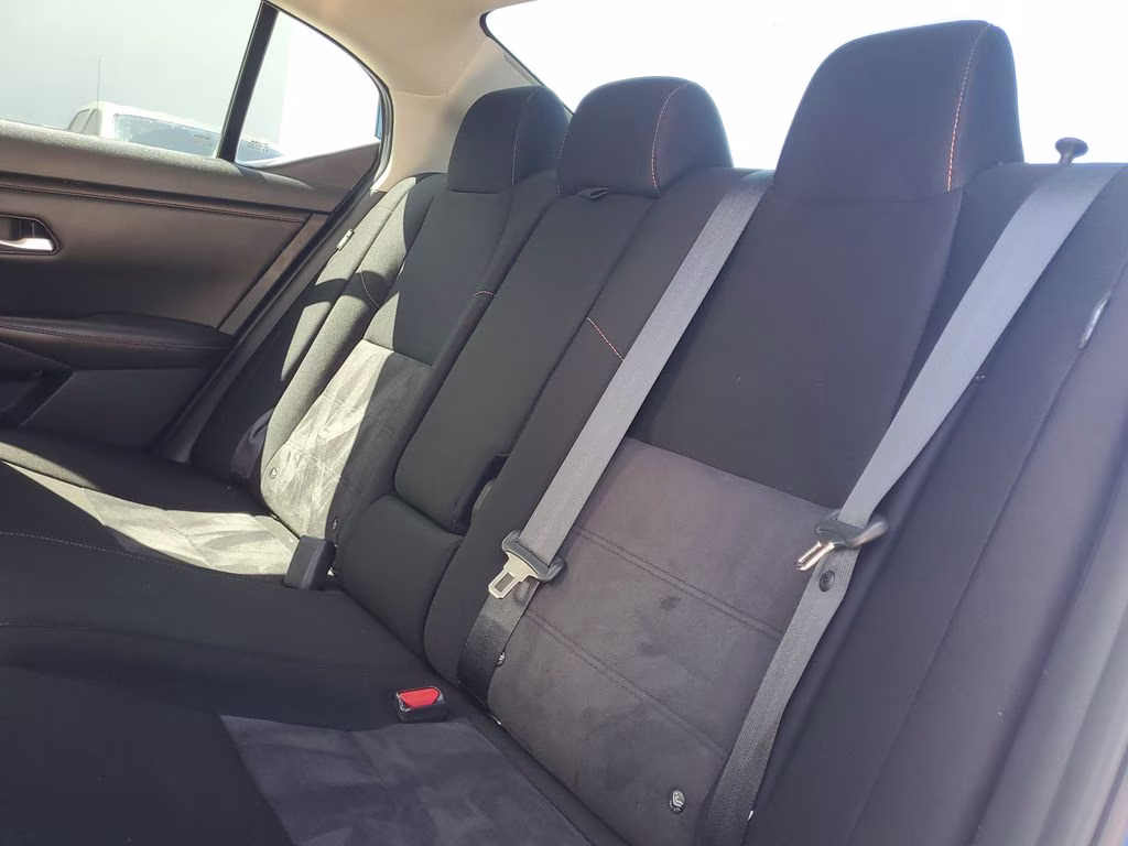 2021 Electric Blue/Super Black Nissan Sentra SR FWD Sedan