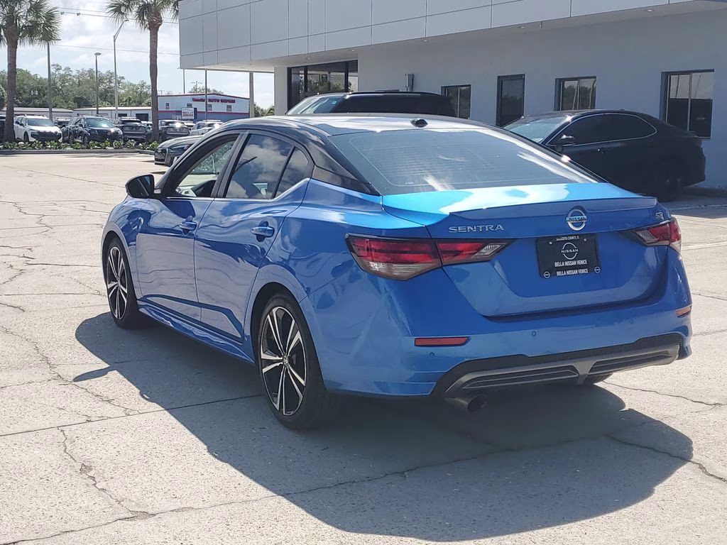 2021 Electric Blue/Super Black Nissan Sentra SR FWD Sedan