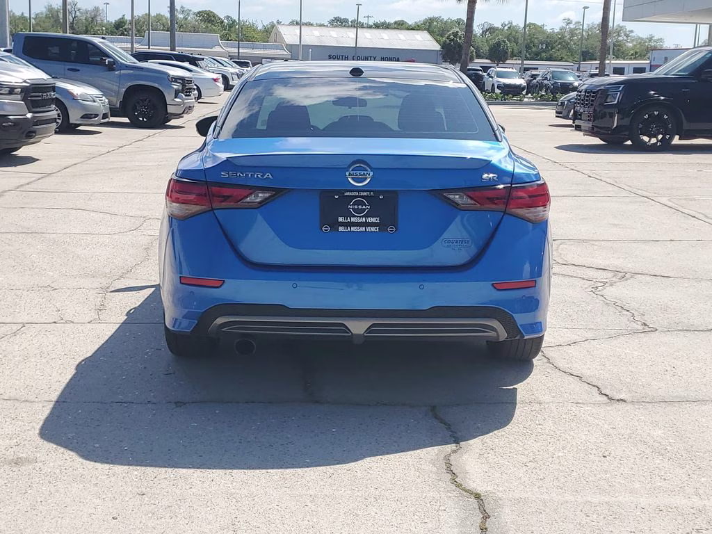 2021 Electric Blue/Super Black Nissan Sentra SR FWD Sedan