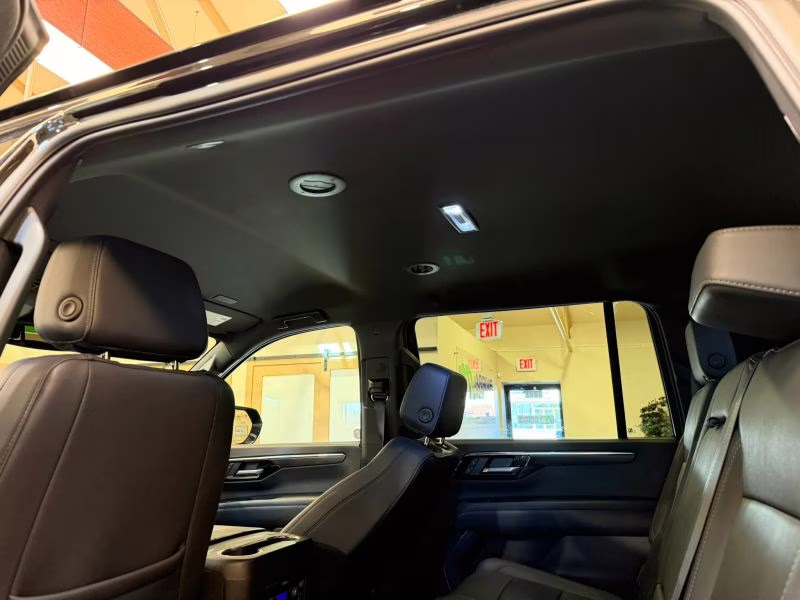 2025 Chevrolet Suburban Z71 Sport Utility 4D 4X4