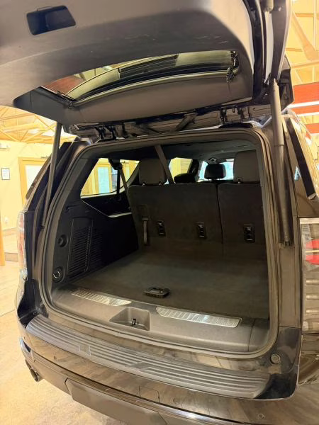 2025 Chevrolet Suburban Z71 Sport Utility 4D 4X4