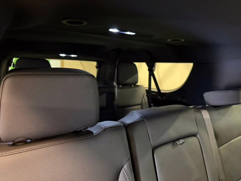 2025 Chevrolet Suburban Z71 Sport Utility 4D 4X4