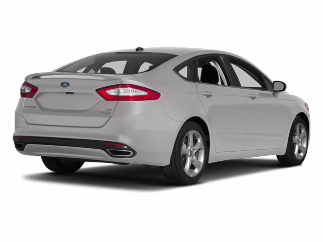 2014 Ingot Silver Metallic Ford Fusion SE FWD Sedan