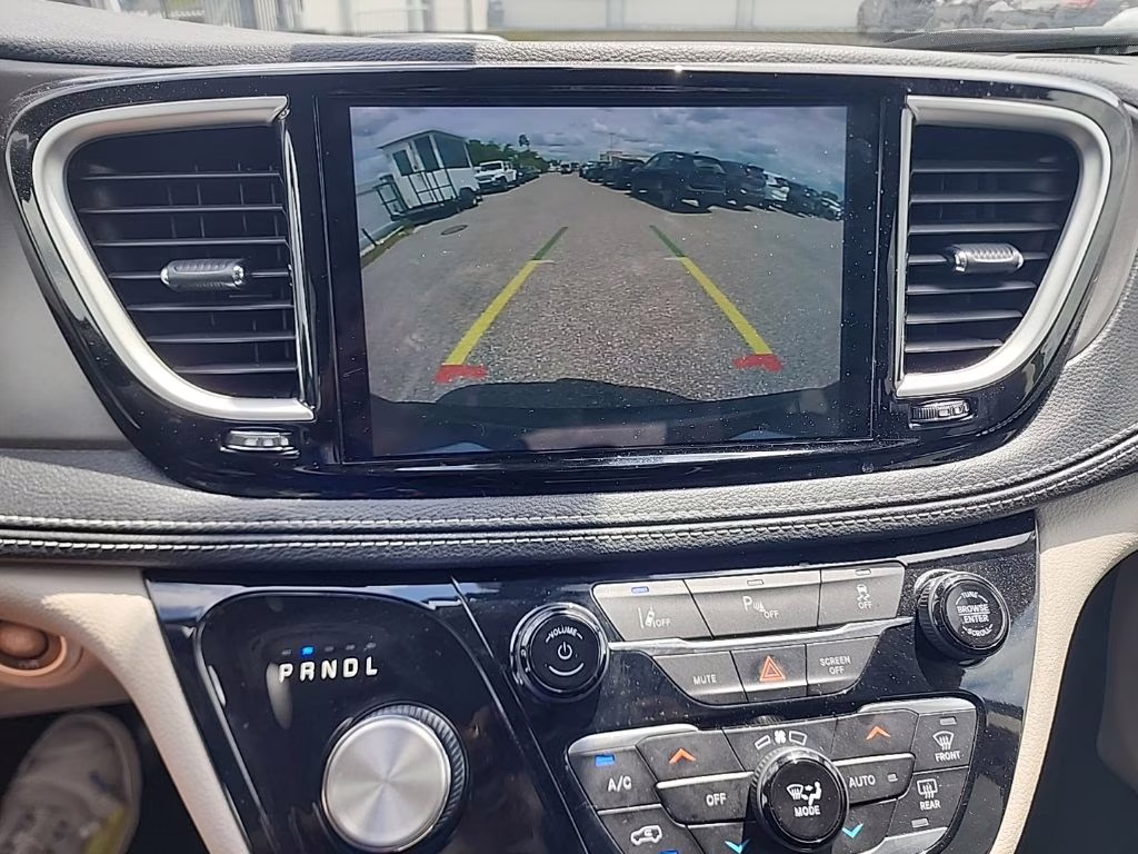 2023 Brilliant Black Crystal Pearlcoat Chrysler Pacifica Hybrid Touring L FWD Van