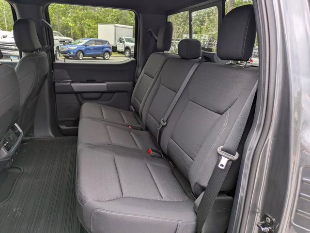2025 Gray Metallic Ford F-150 XLT 4X4 Truck