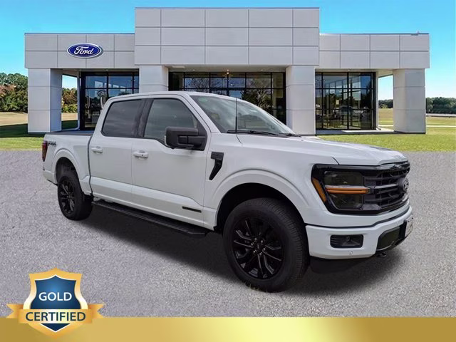 2025 Oxford White Ford F-150 XLT 4X4 Truck
