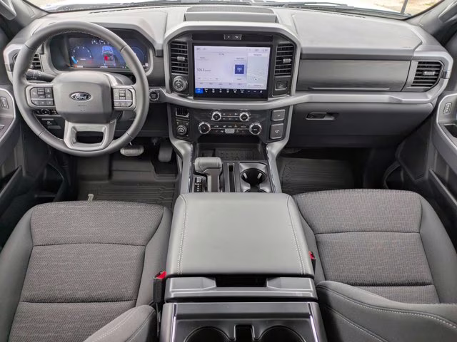 2025 Oxford White Ford F-150 XLT 4X4 Truck