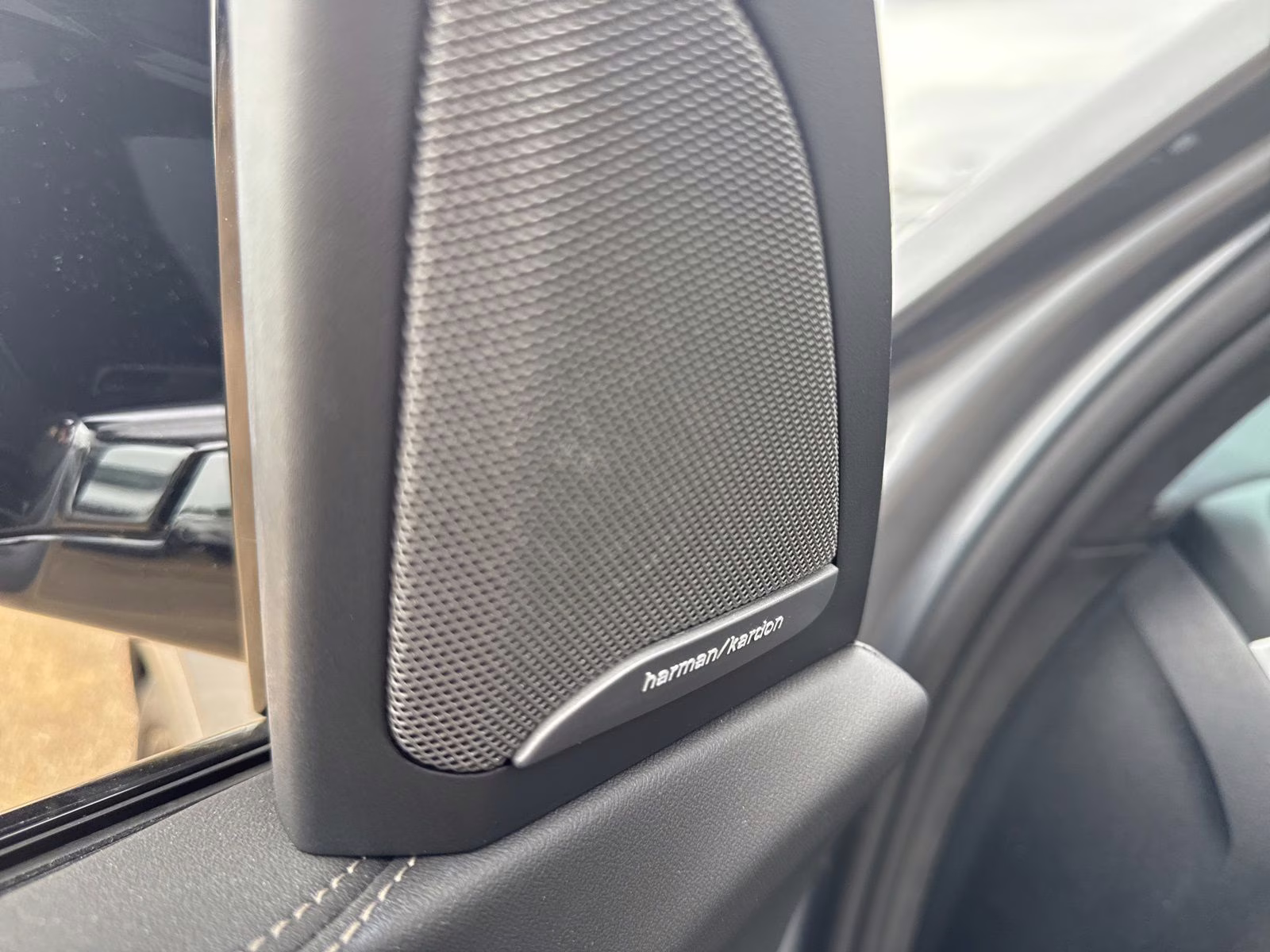 2025 Skyscraper Gray Metallic BMW X7 M60i AWD SUV