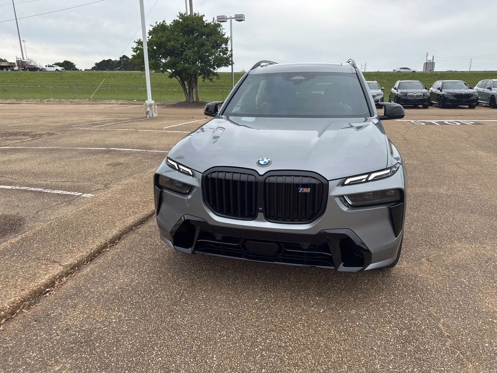 2025 Skyscraper Gray Metallic BMW X7 M60i AWD SUV