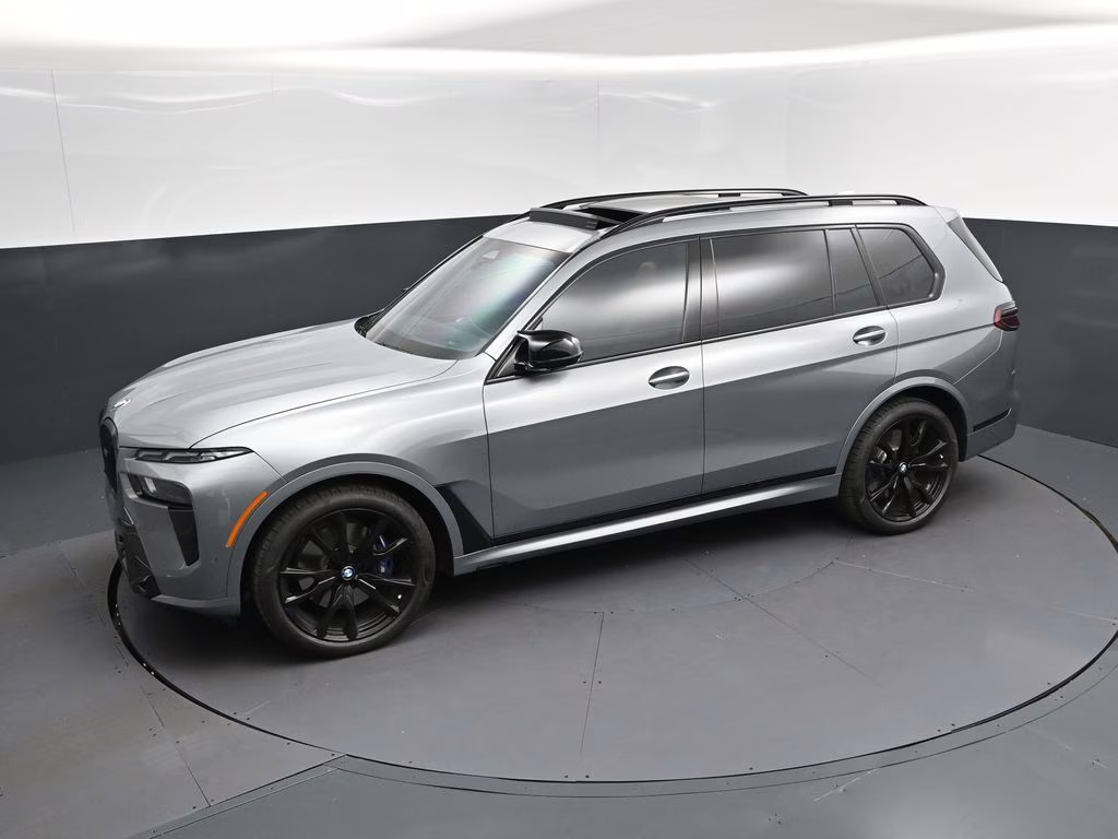2025 Skyscraper Gray Metallic BMW X7 M60i AWD SUV