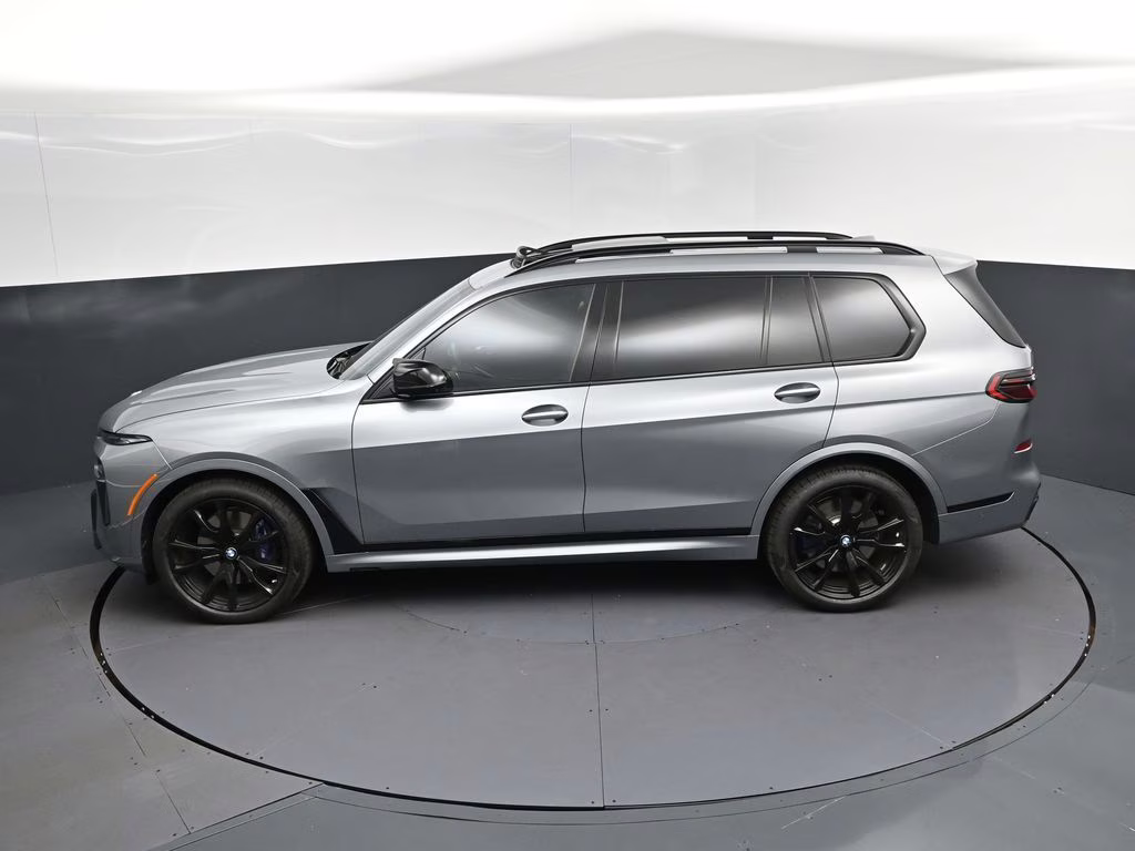 2025 Skyscraper Gray Metallic BMW X7 M60i AWD SUV