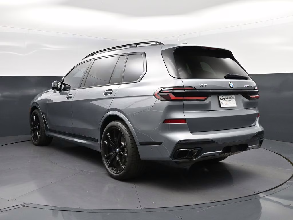 2025 Skyscraper Gray Metallic BMW X7 M60i AWD SUV