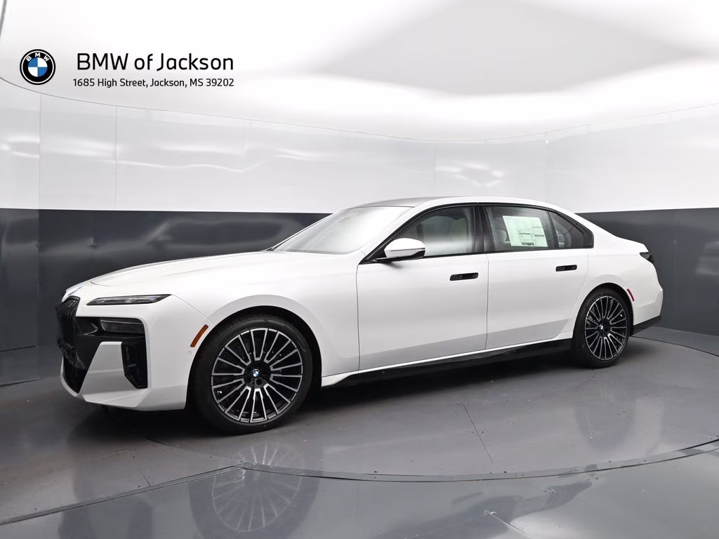2026 Mineral White Metallic BMW 7 Series 760i xDrive AWD Sedan