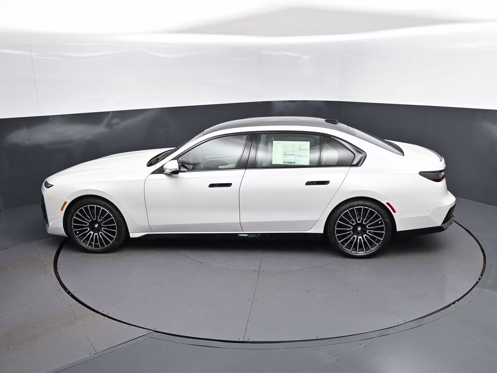 2026 Mineral White Metallic BMW 7 Series 760i xDrive AWD Sedan