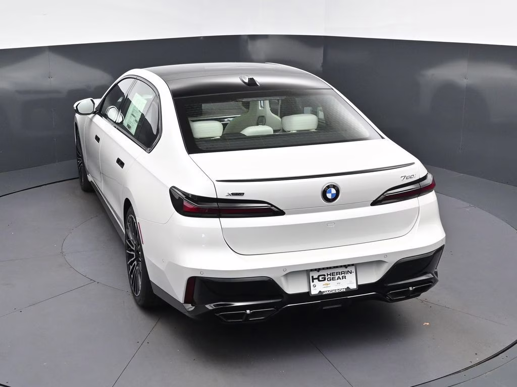 2026 Mineral White Metallic BMW 7 Series 760i xDrive AWD Sedan