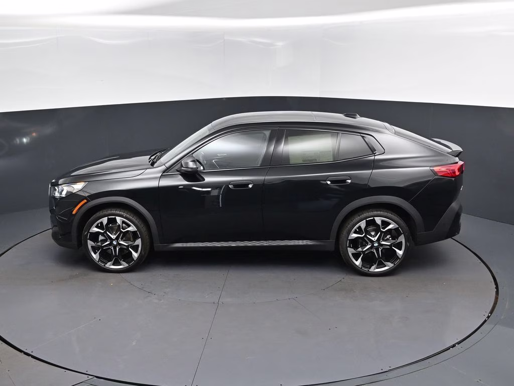 2026 Black Sapphire Metallic BMW X2 xDrive28i AWD SUV