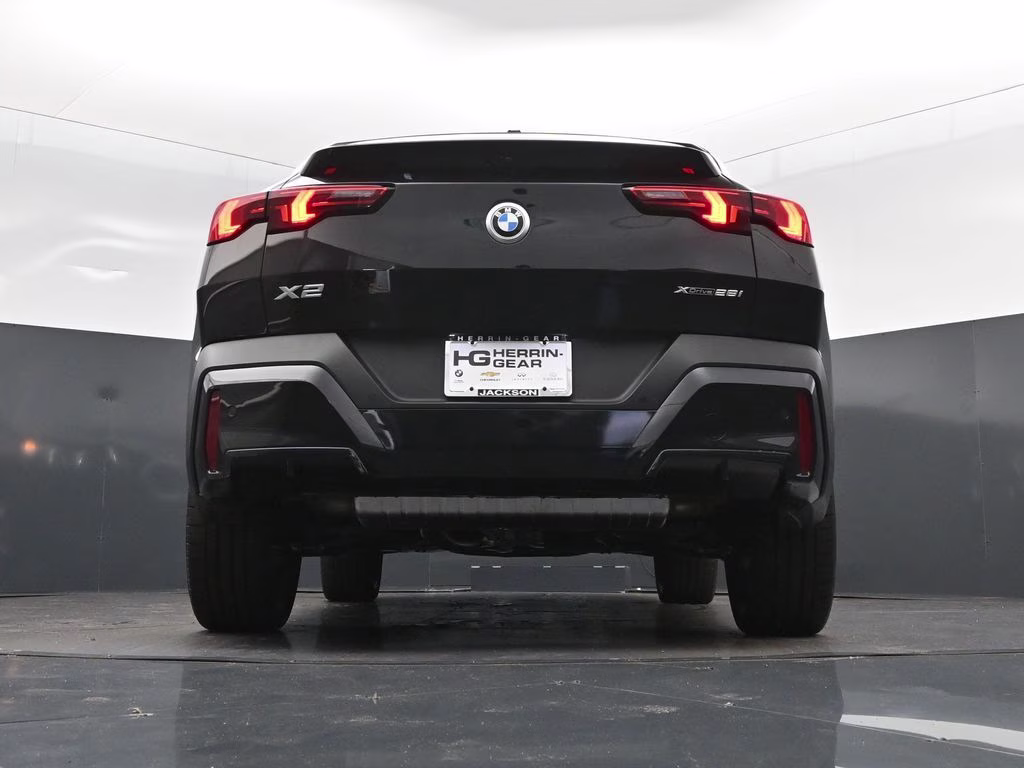 2026 Black Sapphire Metallic BMW X2 xDrive28i AWD SUV