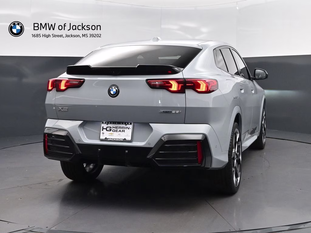2026 Brooklyn Grey Metallic BMW X2 xDrive28i AWD SUV