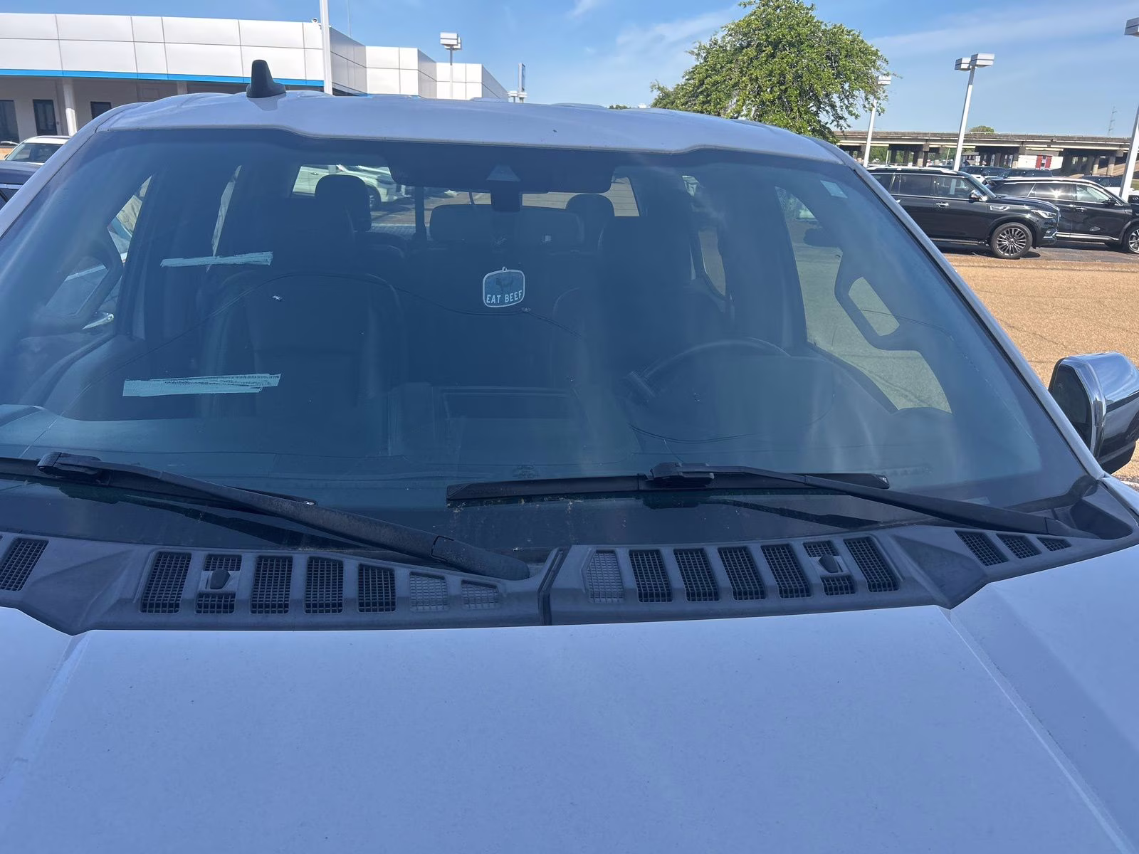 2019 Oxford White Ford F-150 XLT 4X4 Truck