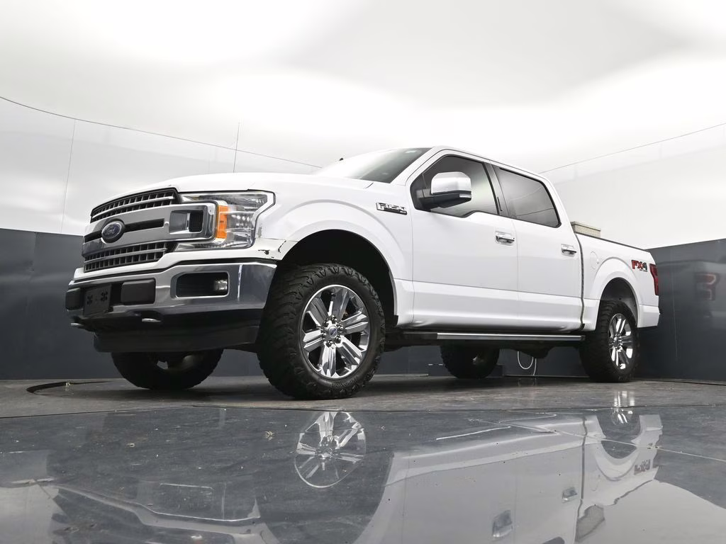 2019 Oxford White Ford F-150 XLT 4X4 Truck