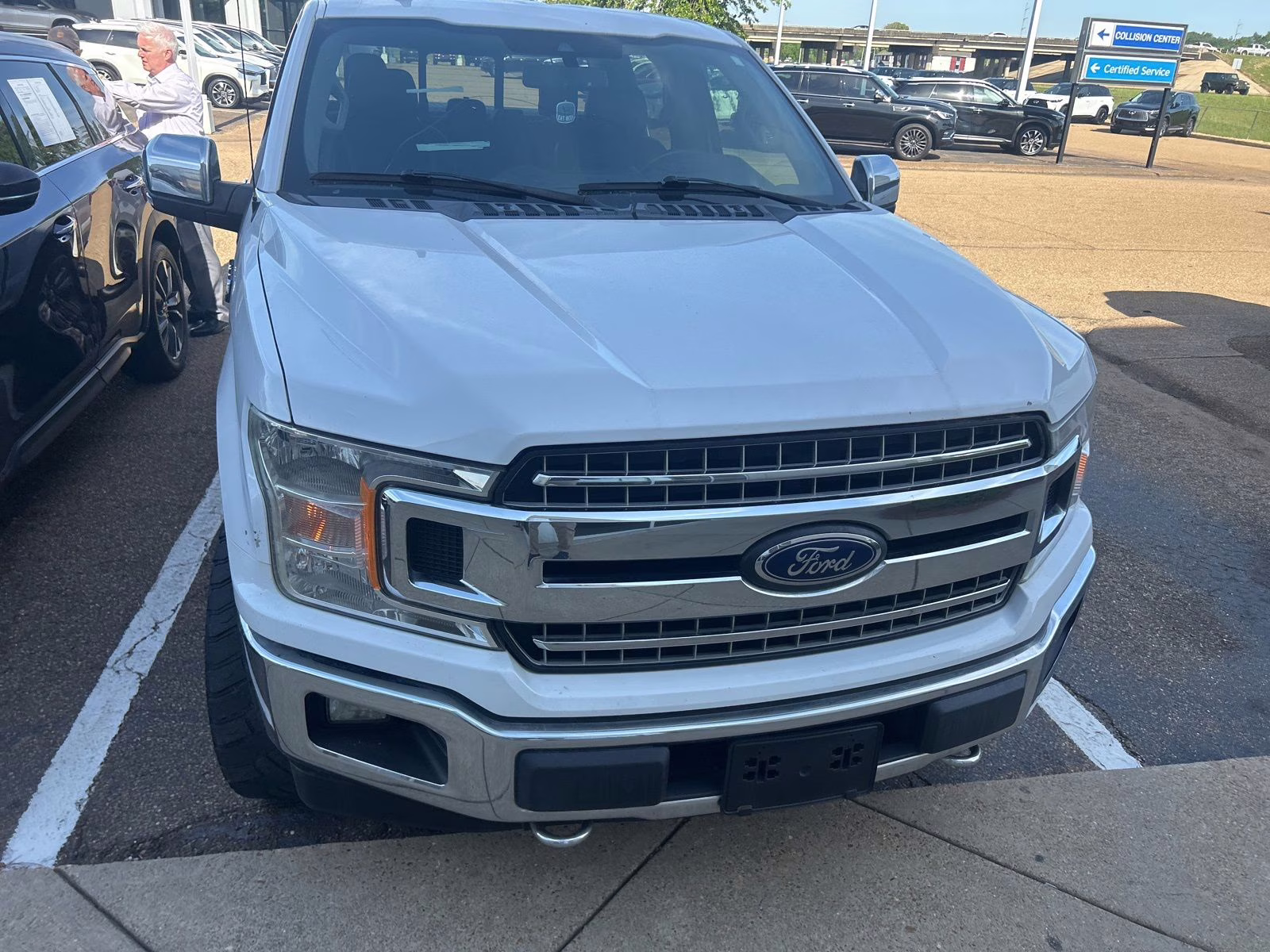 2019 Oxford White Ford F-150 XLT 4X4 Truck