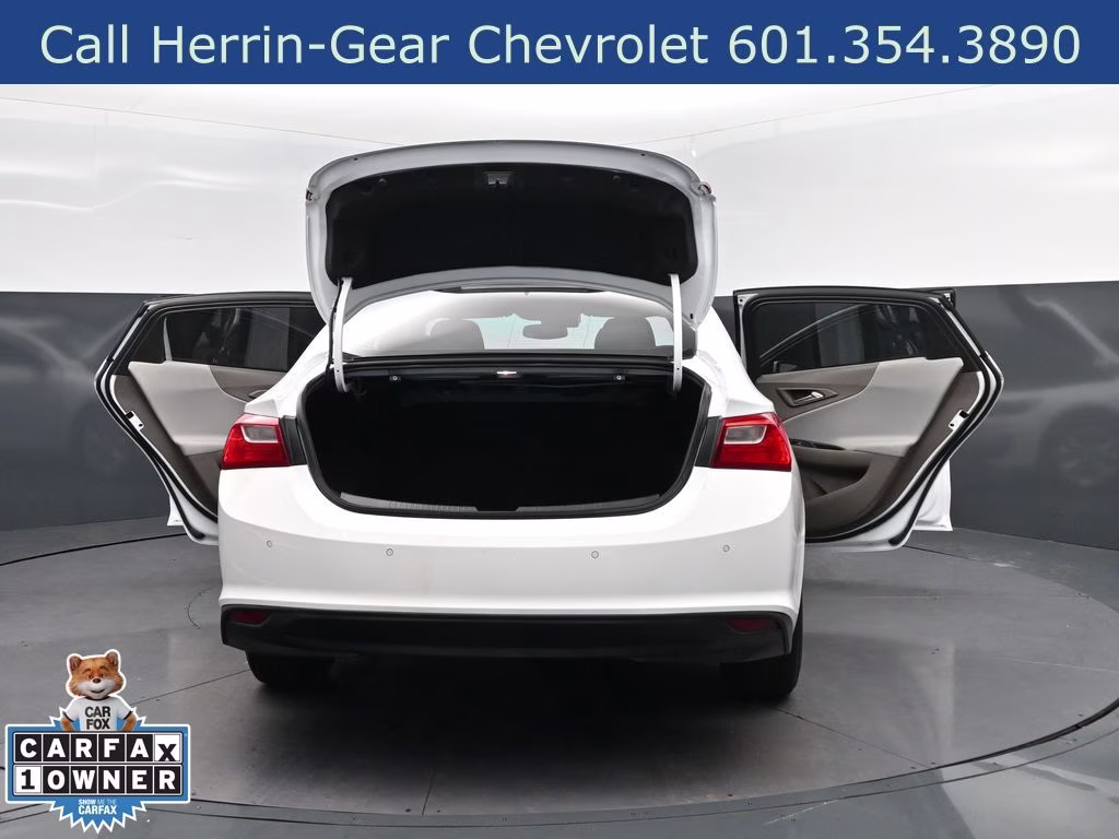 2025 Summit White Chevrolet Malibu LT FWD Sedan