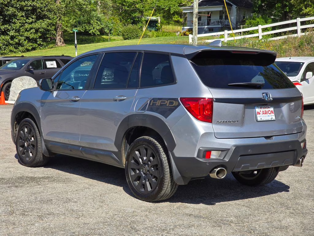 2023 Lunar Silver Metallic Honda Passport EX-L AWD SUV