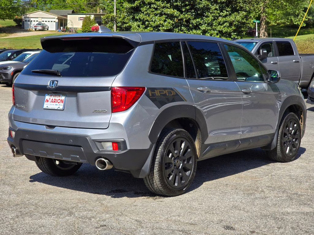 2023 Lunar Silver Metallic Honda Passport EX-L AWD SUV