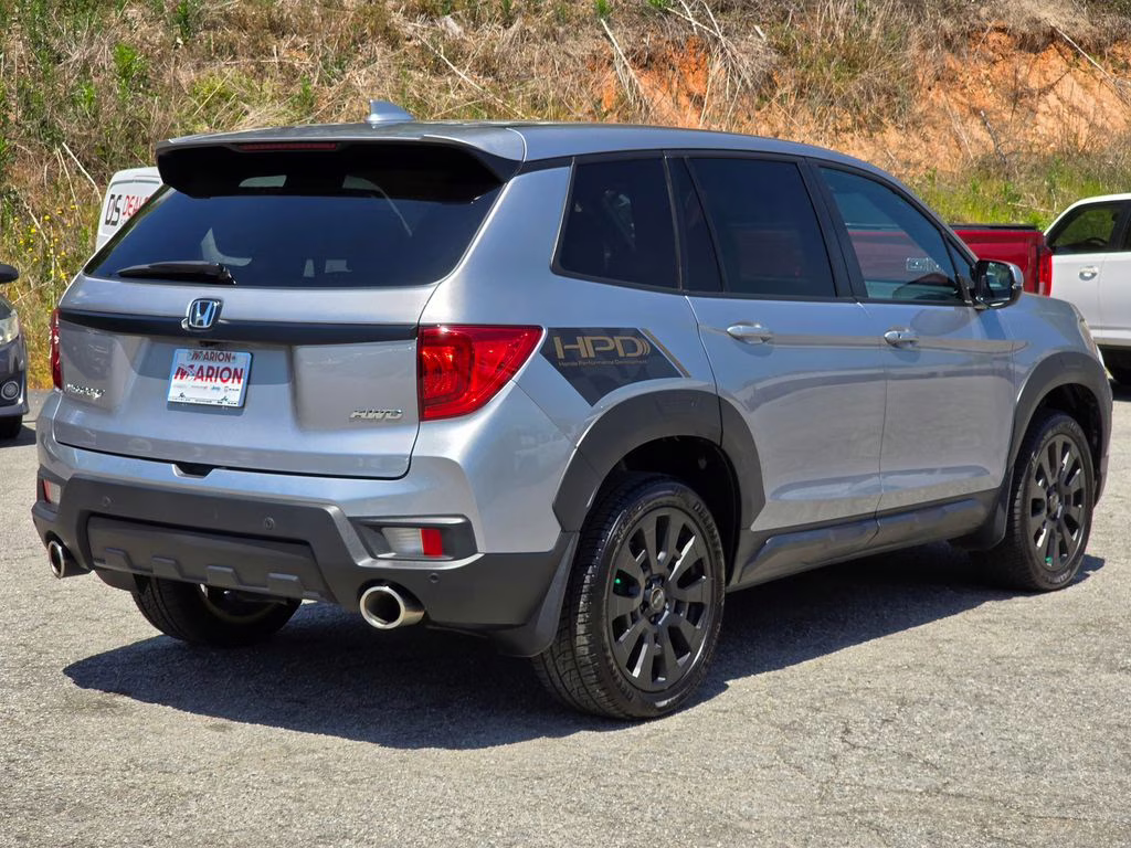 2023 Lunar Silver Metallic Honda Passport EX-L AWD SUV