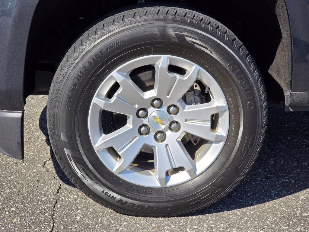 2019 Shadow Gray Metallic Chevrolet Colorado LT 4X4 Truck