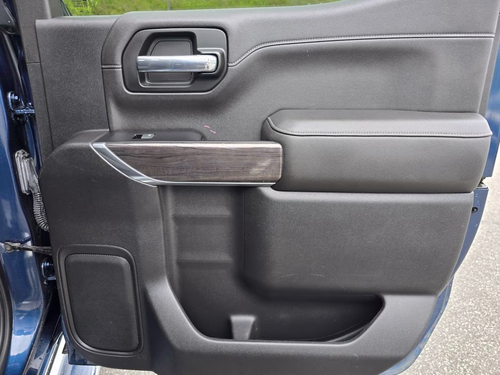 2019 Northsky Blue Metallic Chevrolet Silverado 1500 LTZ 4X4 Truck