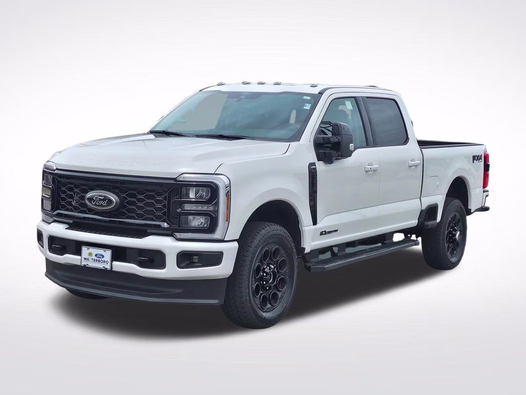 2026 Star White Metallic Tri-Coat Ford Super Duty F-350 SRW Lariat 4X4 Truck